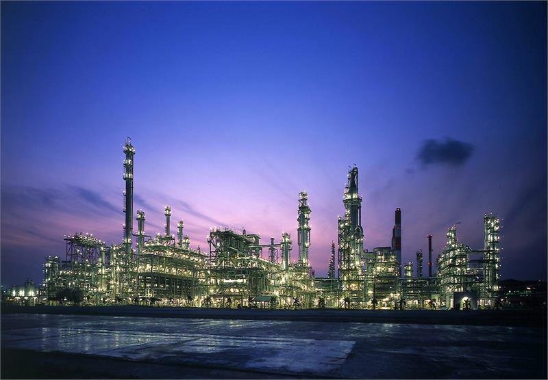 عربستان عنوان بزرگترین تولید کننده نفت جهان را از روسیه گرفت