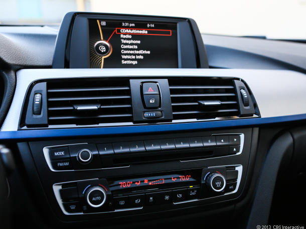 328i LCD