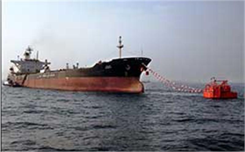 صادرات نفت ایران در حد ۲.۶ میلیون بشکه باقی می‌ماند