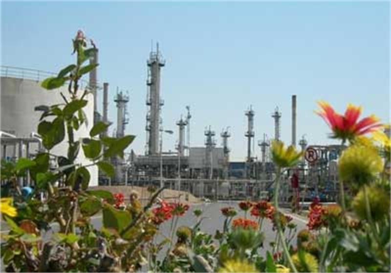 قرارداد فروش شرکت پالایشگاه نفت کرمانشاه رانتی منعقد شد/انتقاد از نحوه قیمت‌گذاری و واگذاری