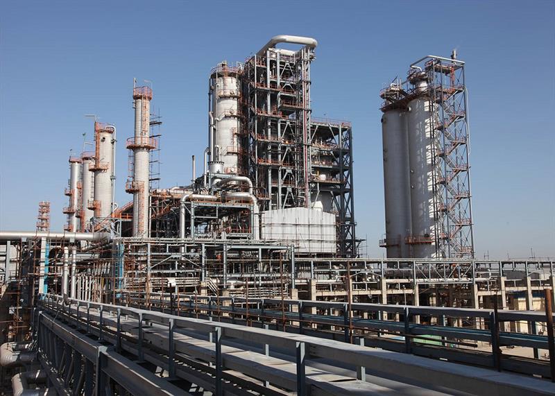 تولید بنزین یورو۴ در پالایشگاه اصفهان با تغییر نرم‌افزاری غیرممکن است