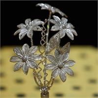 گل سه پایه نقره نوین