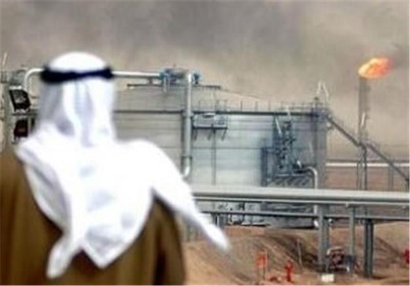 عربستان قیمت نفت خود در آسیا را به پایین ترین رقم ۴ ماه اخیر رساند