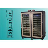 ماشین جوجه کشی