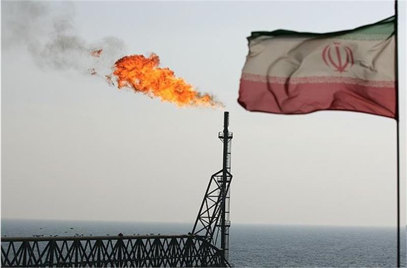 امارات بیش از ۴ میلیارد دلار بدهی نفتی خود با ایران را تسویه کرد