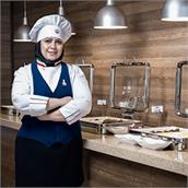 خانم آشپز